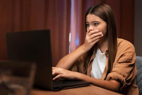 Best Practices for Students to Avoid Plagiarism and Online Scams