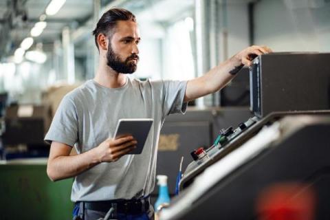 How Digital Check-Ins Cut Equipment Maintenance Effort