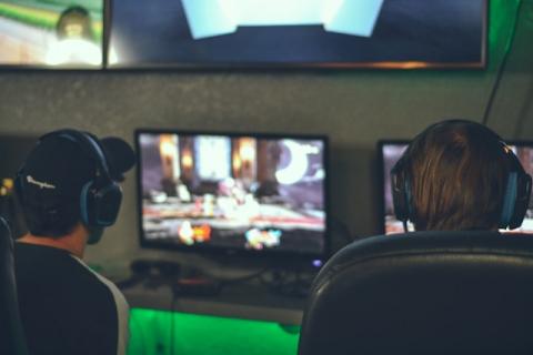 How Using a VPN Can Help to Lower Ping for Smoother Online Gaming