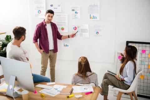 Struggling With Marketing Direction? Here's How Consultants Can Help