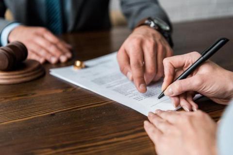 Common Mistakes People Make in Divorce - and How to Avoid Them
