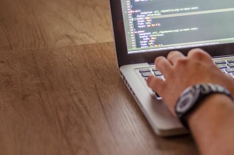 How Website Owners Can Move a Site Without Losing Traffic or Rankings
