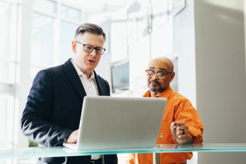 Field Sales Success: How a Distribution Management Platform Can Boost Sales Reps' Performance