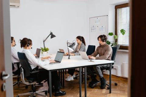 24/7 IT Helpdesk: 7 Ways to Optimize Support Around the Clock